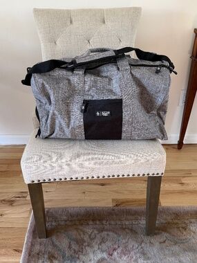 Original Penguin Pete 22 Inch Weekender Duffel Bag Grey Crosshatch Color Pattern